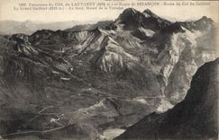 CPA Panorama du col du Lautaret Route de Briancon Route du col du Galibier Le Grand Galibier Au Fond