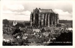 CPA Beauvais La Cathedrale vue generale 