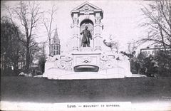 CPA Lyon Monument de Burdeau 