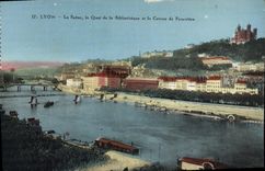 CPA Lyon la Saone le Quai de la Bibliotheque et le Coteau de Fourvierre 