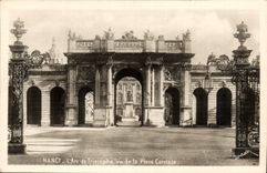 CPA Nancy l'Arc de Triomphe vu d le la Place Carriere 