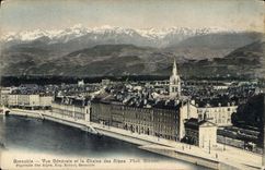 CPA Grenoble vue generale et la Chaine des Alpes 