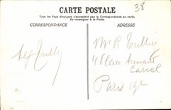 CPA Grenoble La Place Victor Hugo et la Chaine des Alpes 