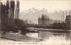 CPA Grenoble l'Isere a l'Ile d'Amoir et les Alpes 