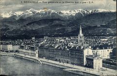 CPA Grenoble vue generale et la Chaine des Alpes 