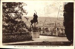 CPA Blois vue generale La Loire Statue de Jean d'Arc 