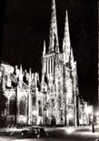 CPA Bordeaux Gironde la nuit les Fleches et l'Abside de la Cathedrale St Andre 