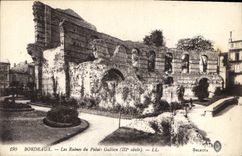 CPA Bordeaux Les Ruines du Palais Gallien III siecle 