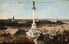 CPA Bordeaux Monument des Girondins et les Quinconces 