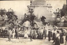 CPA Bordeaux Le Monument des Girondins Groupe Nord