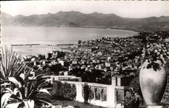 CPA Cannes vue prise de Super Cannes  