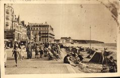CPA Wimereux vue sur la digne vers le Casino 