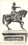 CPA Orleans Statue de Jeanne d'Arc Place du Martroi 