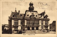 CPA Vichy l'Hotel de Ville 