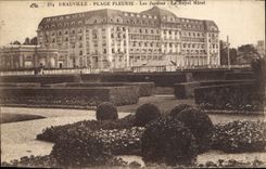 CPA Deauville Plage Fleurie les Jardins le Royal Hotel 