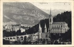 CPA Lourdes la Basilique et le Pic du Jer 