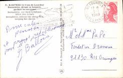 CPA Bartres a 4km de Lourdes Bernadette devant sa bergerie gardant les moutons 