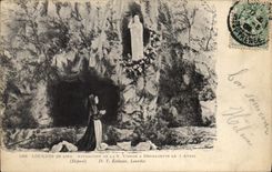 CPA Lourdes Apparition de la S Vierge Bernadette le 7 Avrile 