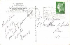 CPA Lourdes La Basilique illuminee et la Procession aux flambeaux 