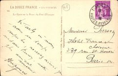 CPA La Douce France Les Pyrenees Le Gave sur la Route du Pont d'Espagne 