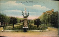 CPA Les Pyrenees Lourdes La Vierge Couronne 