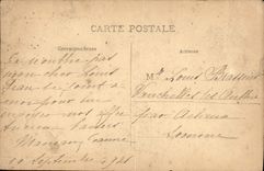 CPA Les Pyrenees Lourdes La Basilique et le Gave 