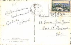 CPA Lourdes Vue plongeante sur la Basilique et la vallee du Gave 