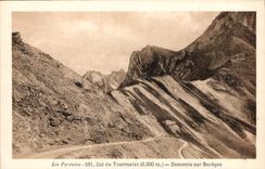 CPA Les Pyrenees Col du Tourmalet Descente sur Bareges 