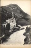 CPA Lourdes La Basilique et le Gave 