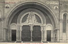 CPA Lourdes facade du Rosaire 
