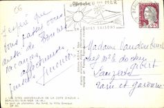 CPA Les sites merveilleux de la Cote d'Azur Beaulieu sur Mer A M le port de plaisance au fond la Vil