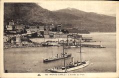 CPA Monte Carlo l'Entree du Port Bateaux
