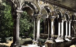 CPA La Cite du Roy Rene Aix en provence le Cloitre de la Cathedrale Saint Souveur M H XI S 