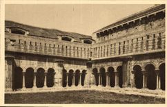 CPA Arles Bouches du Rhone le Cloitre de St Trophime 