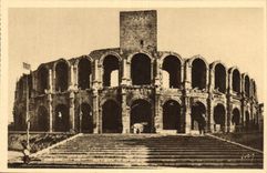 CPA Arles Bouches du Rhone les Arenes 