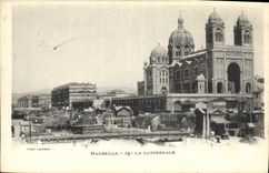 CPA Marseille La Cathedrale 