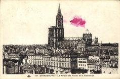 CPA Strasbourg Le Palais des Rohanet la Cathedrale 