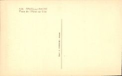 CPA Arles sur Phone place de l'Hotel de Ville 