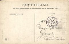 CPA Les Hautes Pyrenee Tarbes fontaine 