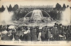 CPA Parc de Versailles La bassin de Latone un Jour de Grandes Eaux 
