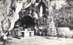 CPA Lourdes La Grotte miraculeuse 