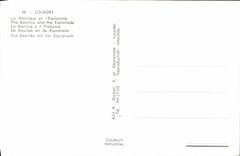 CPA Lourdes La Basilique et l'Esplanade 