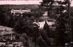 CPA Bagnoles de l'orne Panorama sur le Grand Hotel 