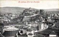CPA Le Chateau Fort de Lourdes 