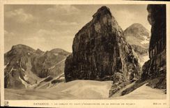 CPA Gavarnie le Casque vu dans l'Echancrure de la breche de Roland 