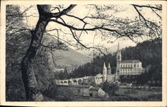 CPA Lourdes la Basilique 