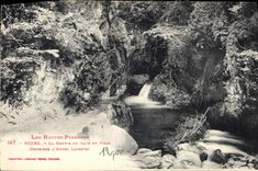 CPA Les Hautes Pyrenees Gedre la Grotte du Gave de Heas Derniere l'Hotel Lacoste 