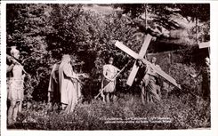 CPA Lourdes le Calvaire IV station Jesus rencontre sa tres sainte Mere 