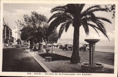 CPA Nice un coin de la Promenade des Anglais 
