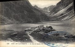 CPA Env de Cauterets Le Lac de Gaube et le Vignemale 